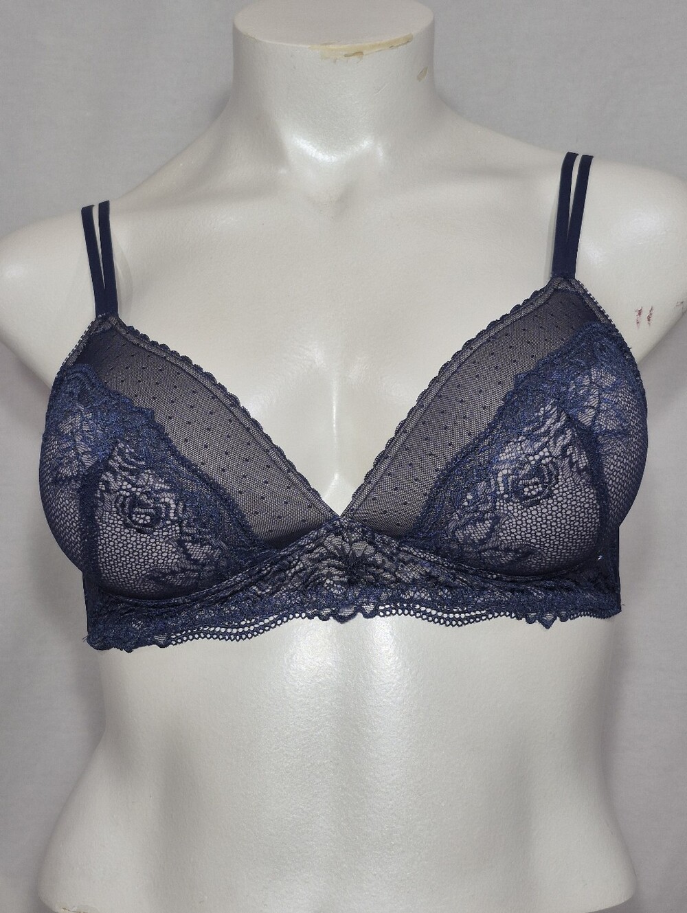 36D Maidenform DM1178 Maidenform Casual Comfort Wirefree Show-Off Bralette Navy